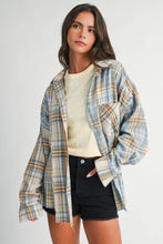 Load image into Gallery viewer, 8376EN Kambrie Plaid Flannel Shirt