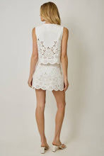 Load image into Gallery viewer, 71099 Embroidered Eyelet Washed Skort
