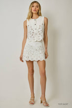 Load image into Gallery viewer, 71098 Embroidered Eyelet Washed Vest
