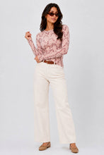 Load image into Gallery viewer, CT12366-1 - DAINTY PRINT FITTED MESH TOP

