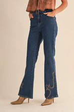 Load image into Gallery viewer, Arizona Stitch Jeans
