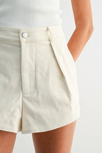 Load image into Gallery viewer, Sutton Shorts
