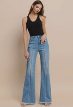 Load image into Gallery viewer, Wisteria Wide Leg Jean
