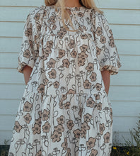 Load image into Gallery viewer, Abstract Floral Midi
