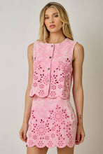 Load image into Gallery viewer, 71098 Embroidered Eyelet Washed Vest
