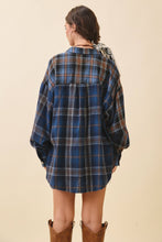 Load image into Gallery viewer, 8376EN Kambrie Plaid Flannel Shirt
