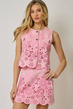 Load image into Gallery viewer, 71098 Embroidered Eyelet Washed Vest
