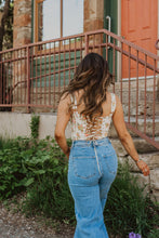Load image into Gallery viewer, Taylor Vintage Cut Jeans
