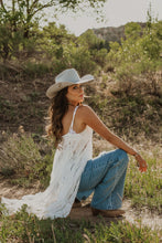 Load image into Gallery viewer, Ruffled Lace Flyaway Maxi Top
