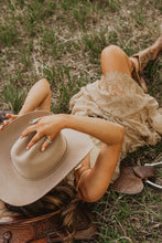 Load image into Gallery viewer, Lindsey Lace Maxi Skirt
